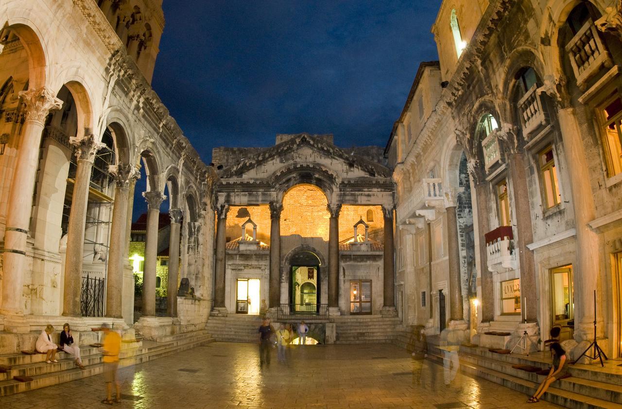 Perello Old Town Hotell Split Eksteriør bilde